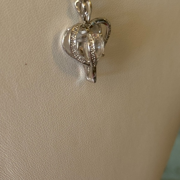 949 Silver Zirconium Heart Pendant Necklace Exquisite - Picture 4 of 4